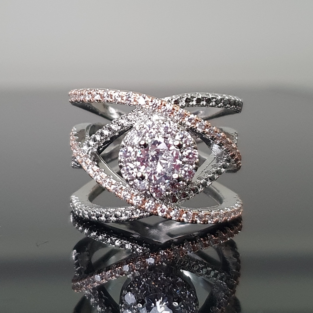 Chic Creative Silver Rose Gold Color Diamond Ring